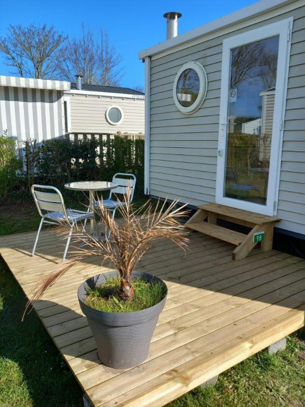 Camping de la Baie Pendé Extérieur photo